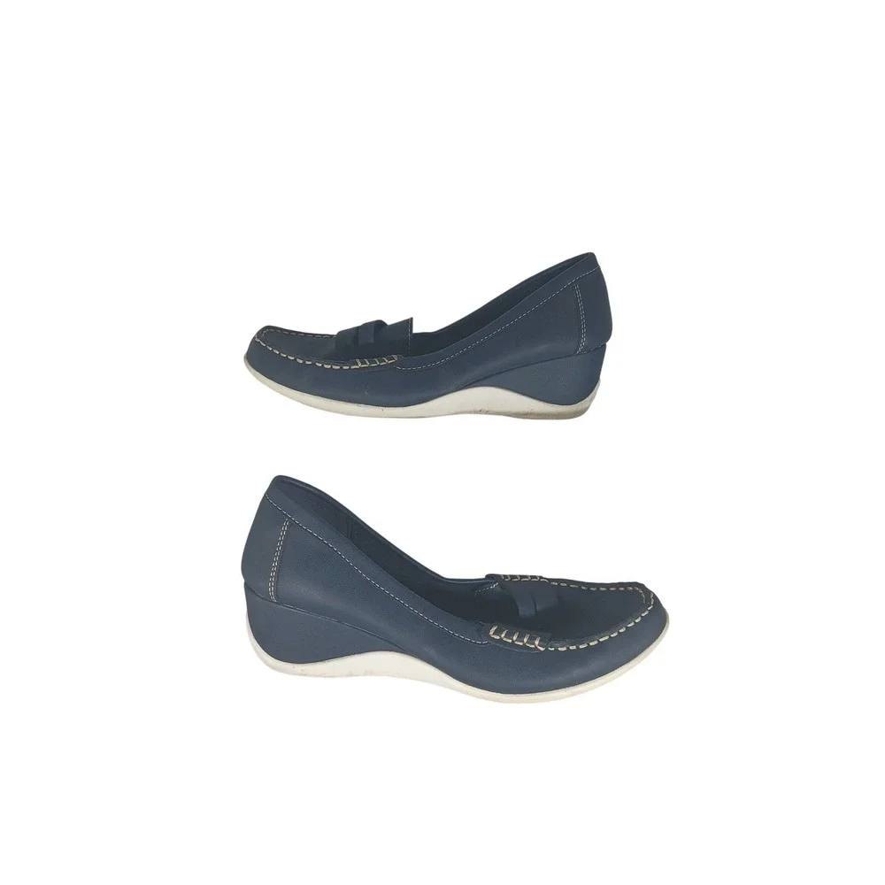 St. John's Bay Ebina Wedge Loafers 7M Navy Blue Preppy Nautical Comfort Career